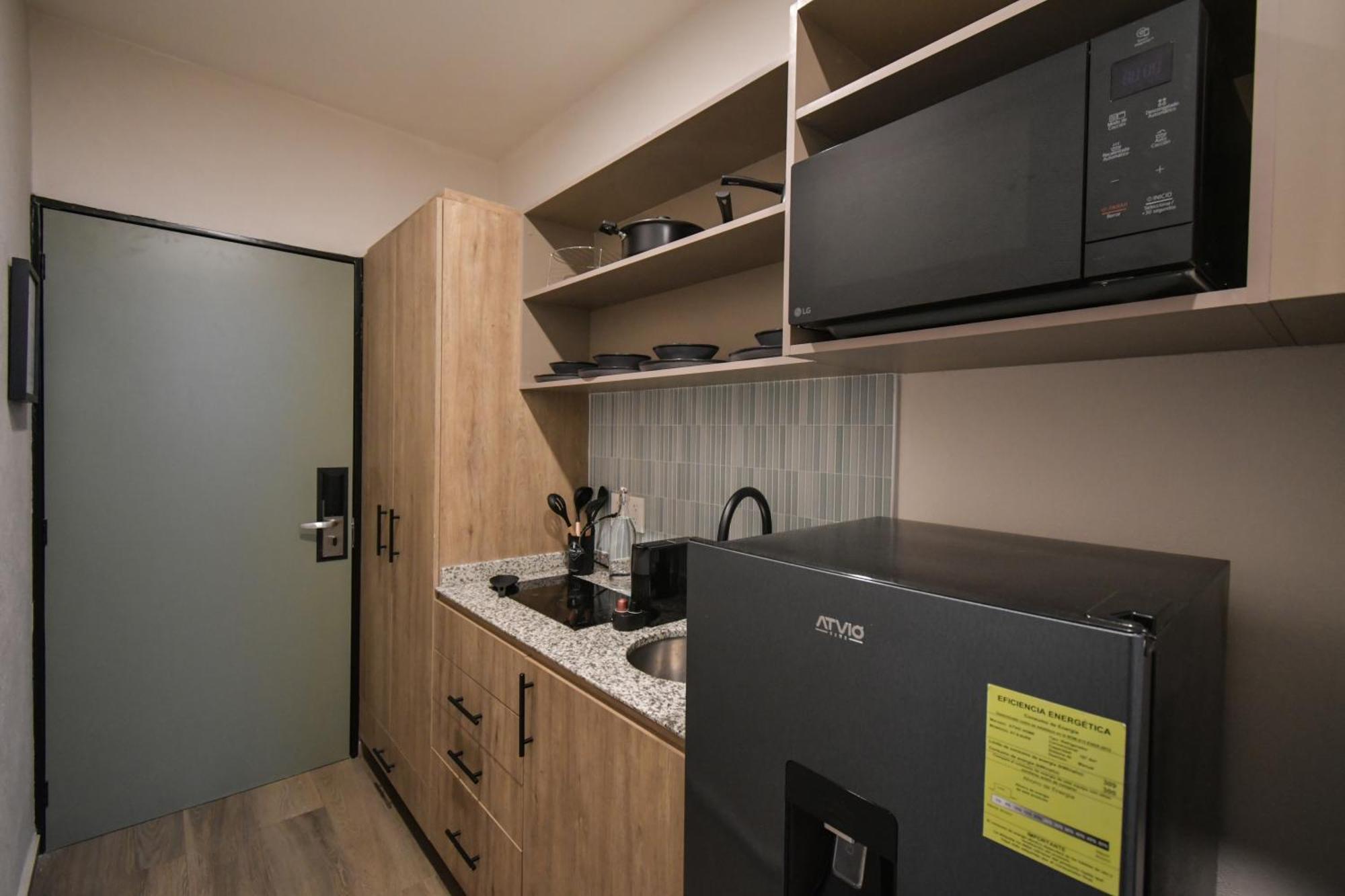 Expo Satelite 2750 Hotel & Suites 瓜达拉哈拉 外观 照片