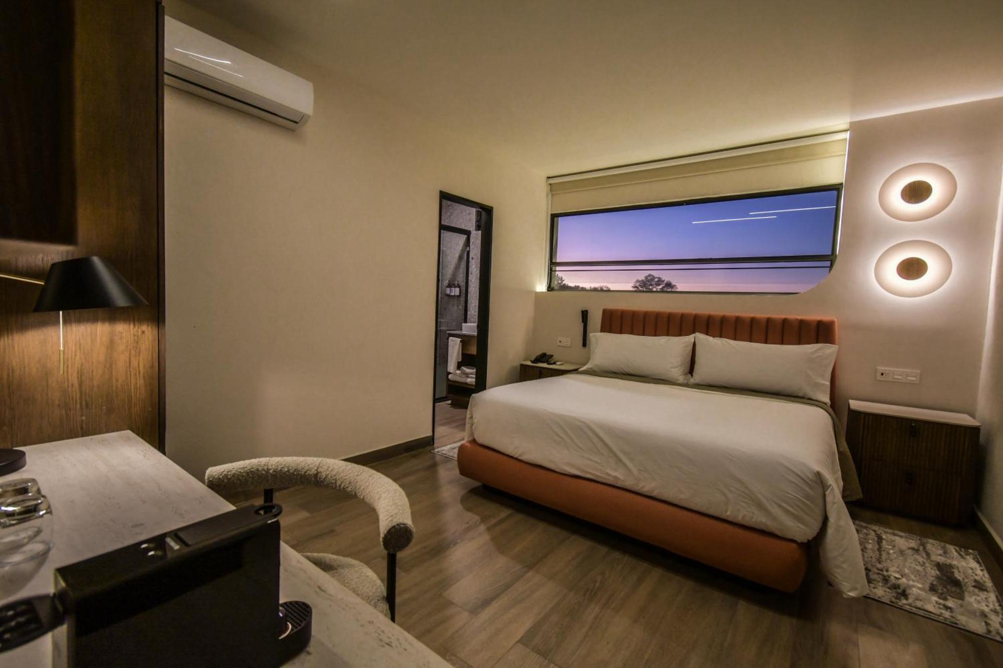 Expo Satelite 2750 Hotel & Suites 瓜达拉哈拉 外观 照片