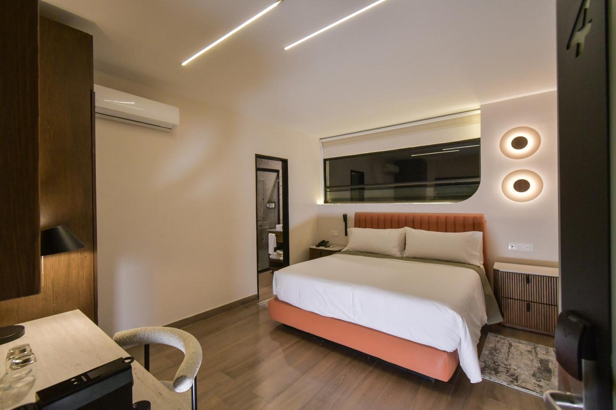 Expo Satelite 2750 Hotel & Suites 瓜达拉哈拉 外观 照片